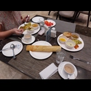 Wegen des Frühstücksbüfetts sind wir in diesem Hotel abgestiegen